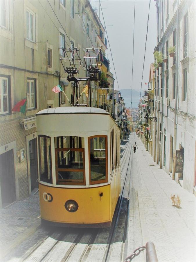 Apartment House Misericordia Lisbon